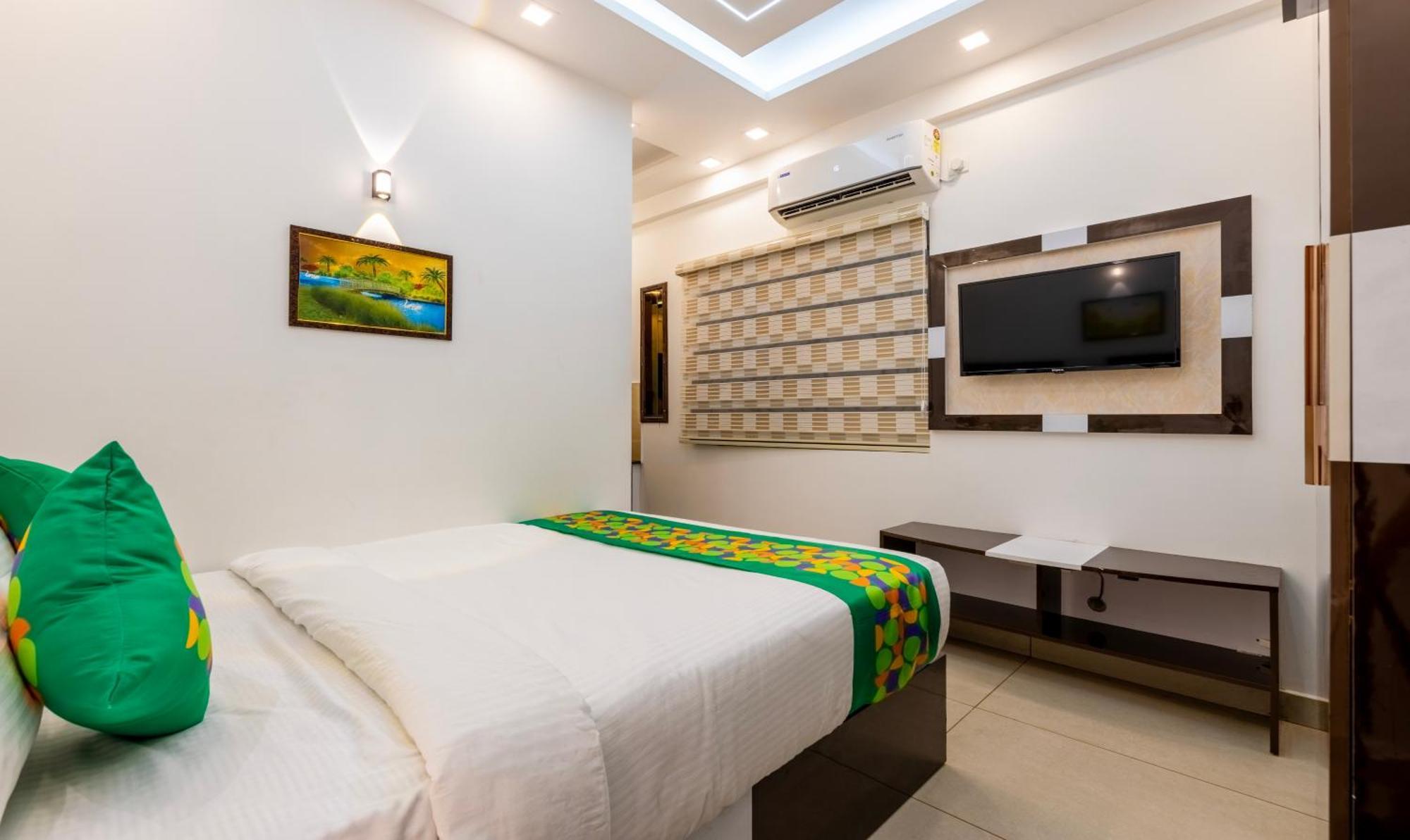 Treebo Premium Cochin Airport, 5 Min From Cochin Airport Hotell Kochi Eksteriør bilde