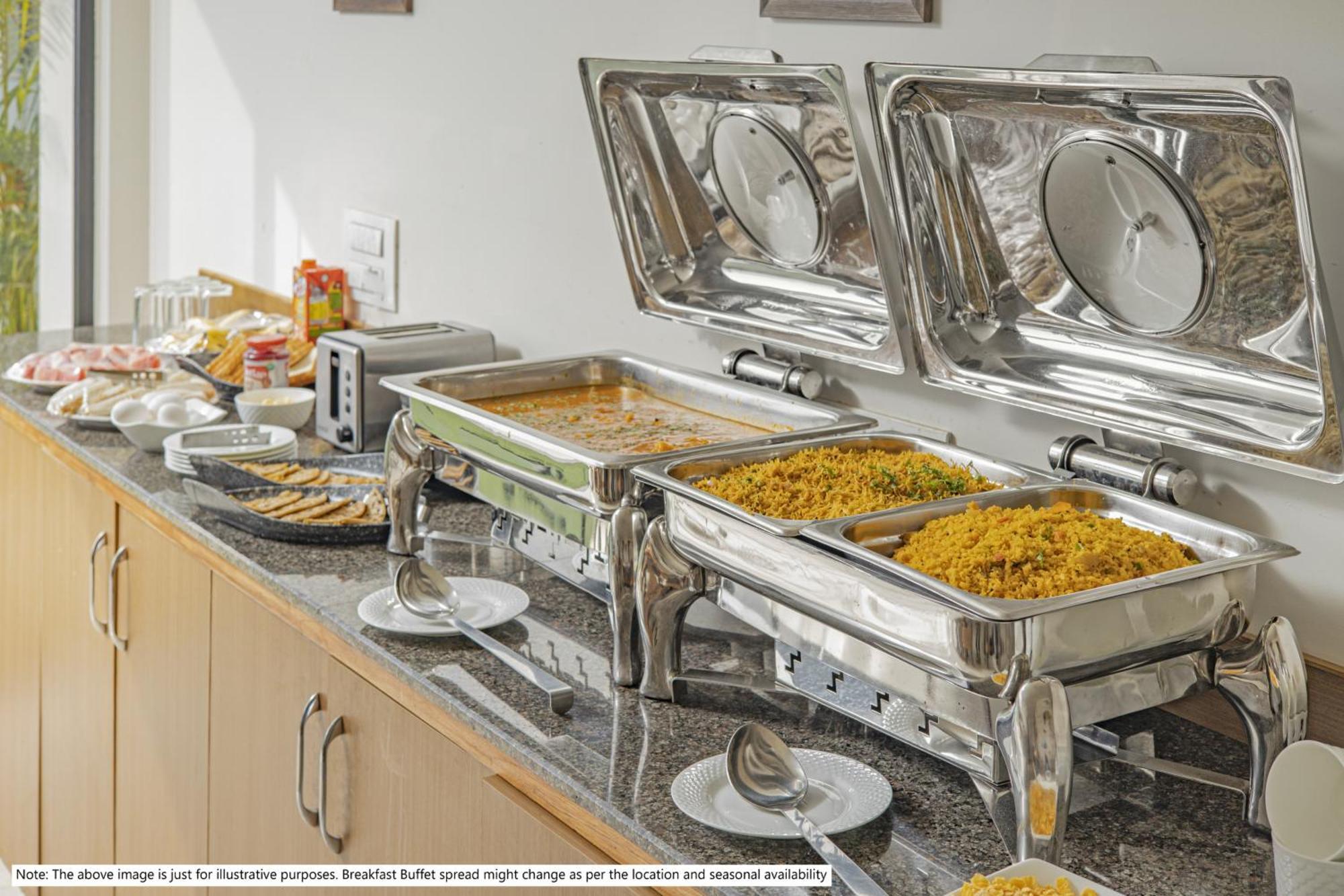 Treebo Premium Cochin Airport, 5 Min From Cochin Airport Hotell Kochi Eksteriør bilde
